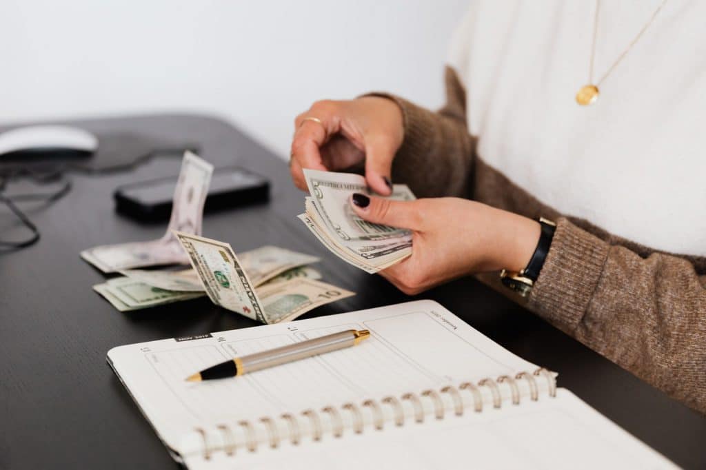 Revolutionize Your pożyczki With These Easy-peasy Tips